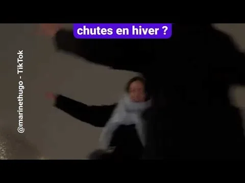 accident en savoie : une déneigeuse sort de la route sous vigilance neige et verglas